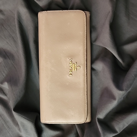 Prada double snap Soffiano nude/blush leather long wallet with 🌟  COA 🌟 - Picture 1 of 10